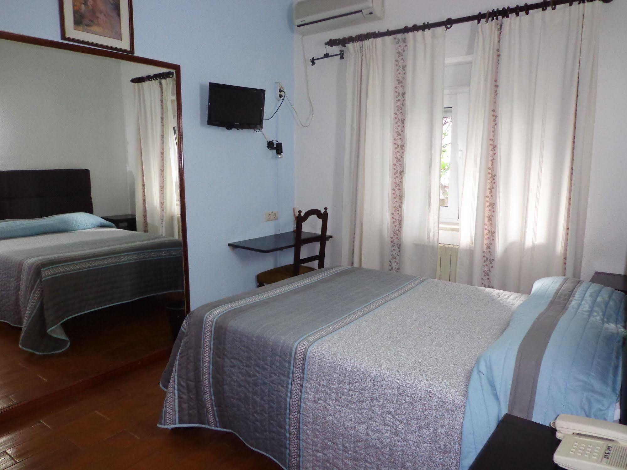 שאבס Hotel 4 Estacoes מראה חיצוני תמונה